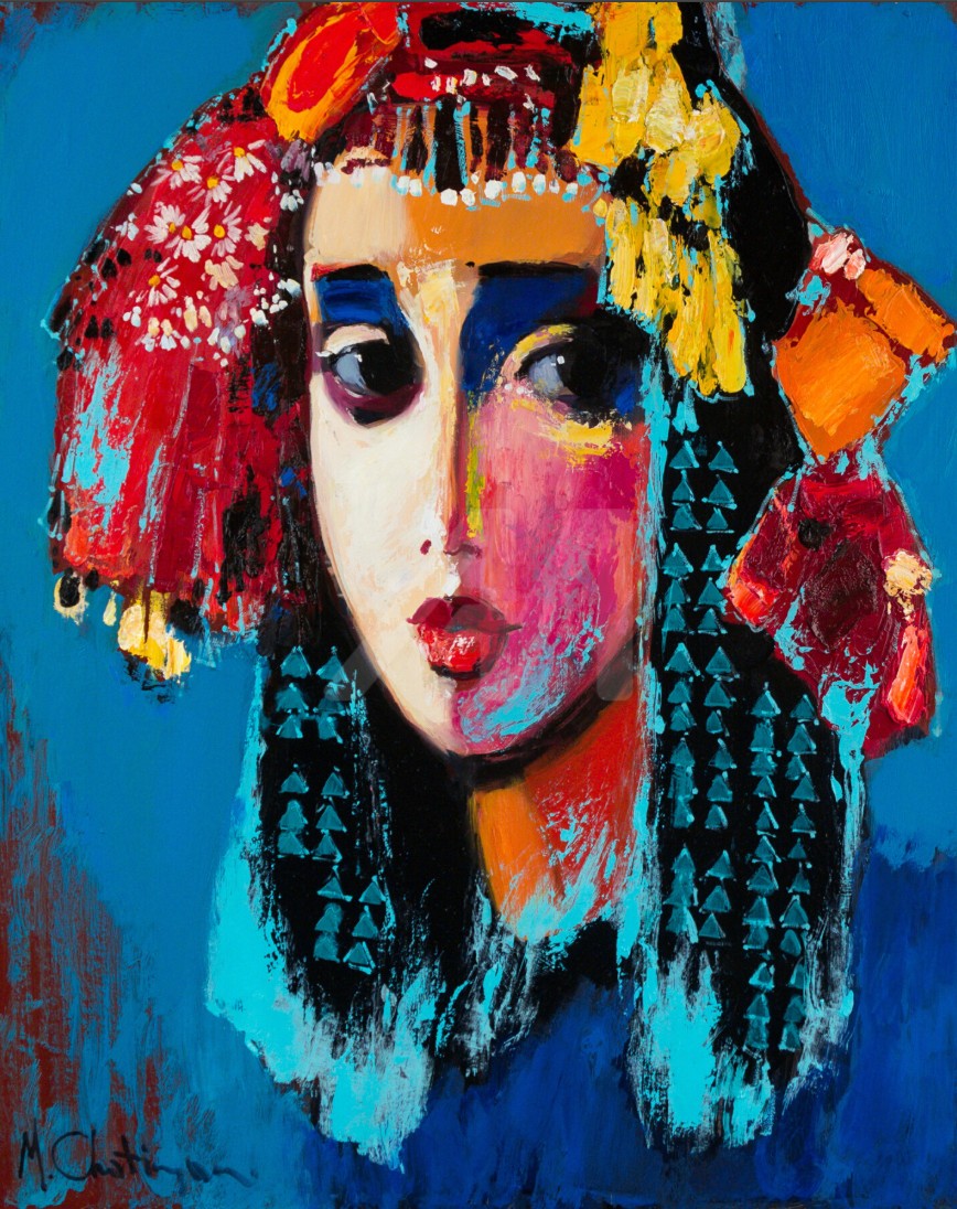 Visage de femme aux ornements rouges et or, grands yeux, sur fond bleu, touche expressive — Mher Chatinyan